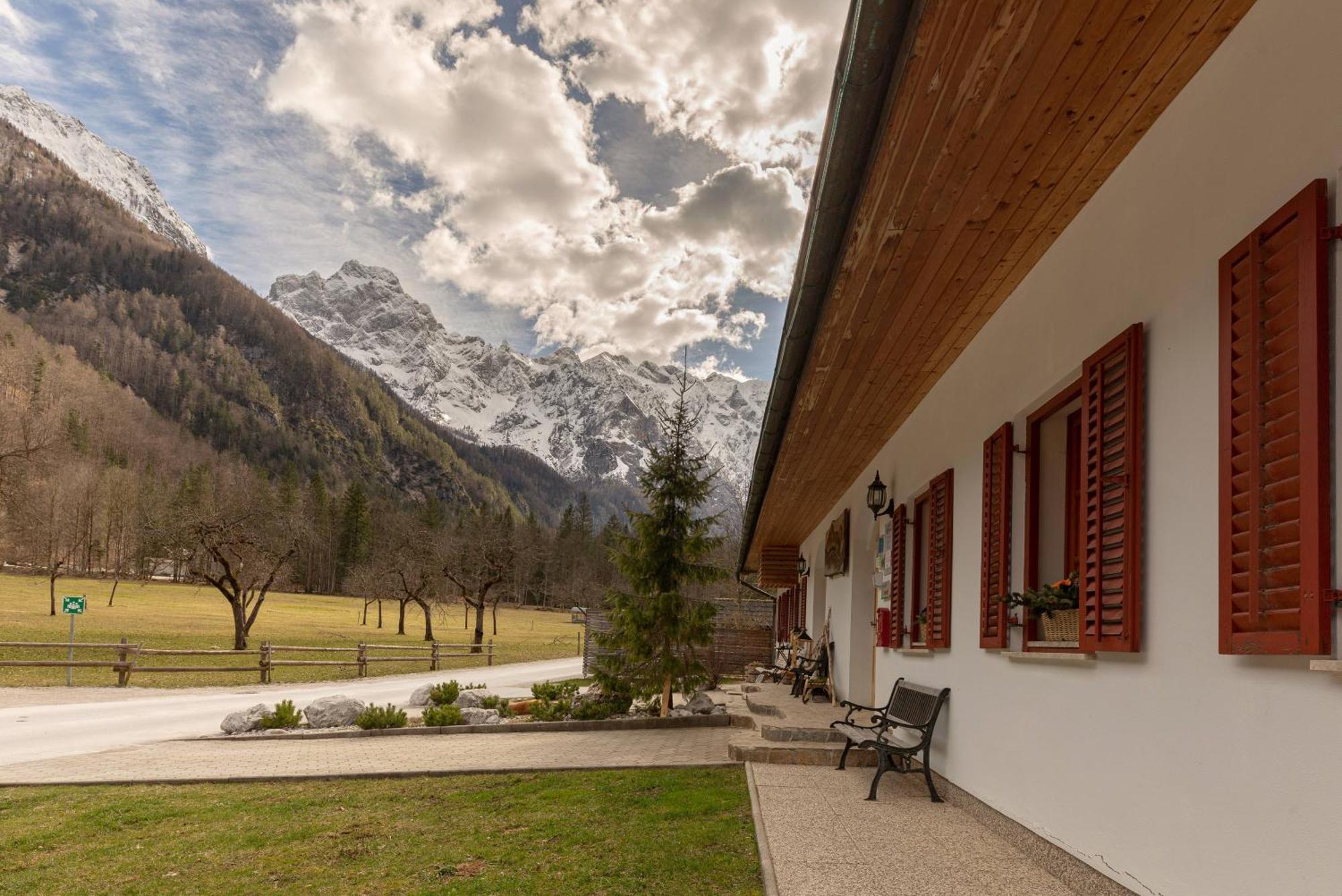 Hisa Ojstrica Bed & Breakfast Solcava Exterior photo