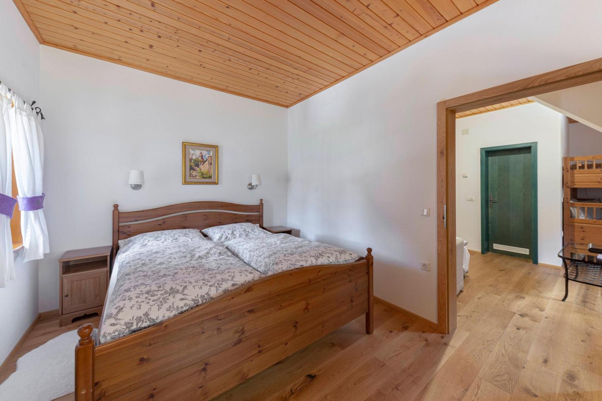 Hisa Ojstrica Bed & Breakfast Solcava Exterior photo